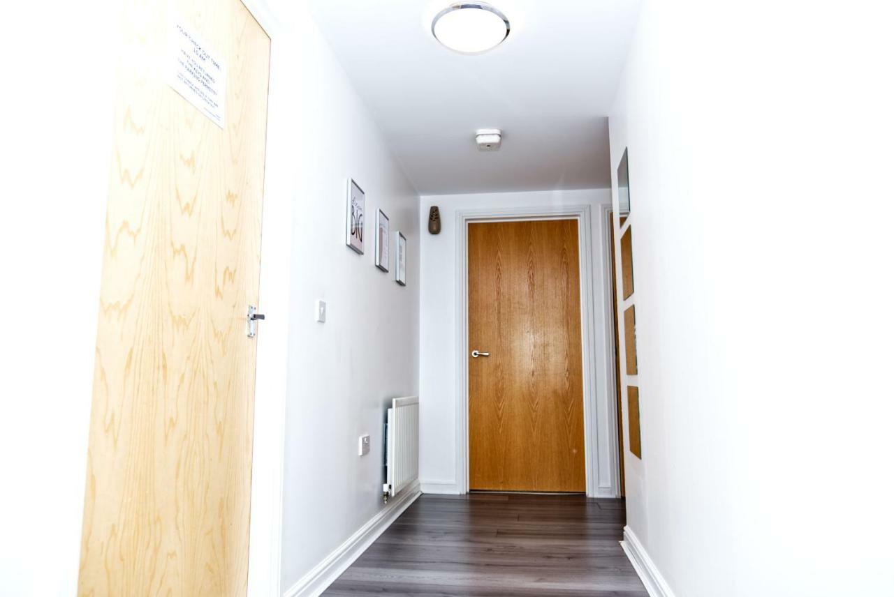 The Pent House - Lushio Apartments Northampton Exterior photo